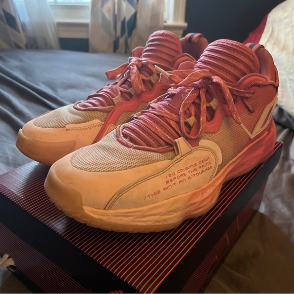 Dame 7 - Picture 1 of 9